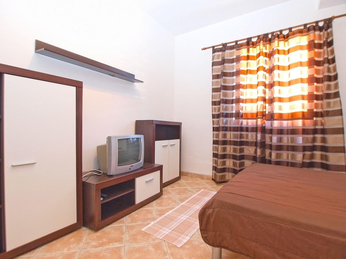 Apartments Sandra 1335 Pula Zewnętrze zdjęcie