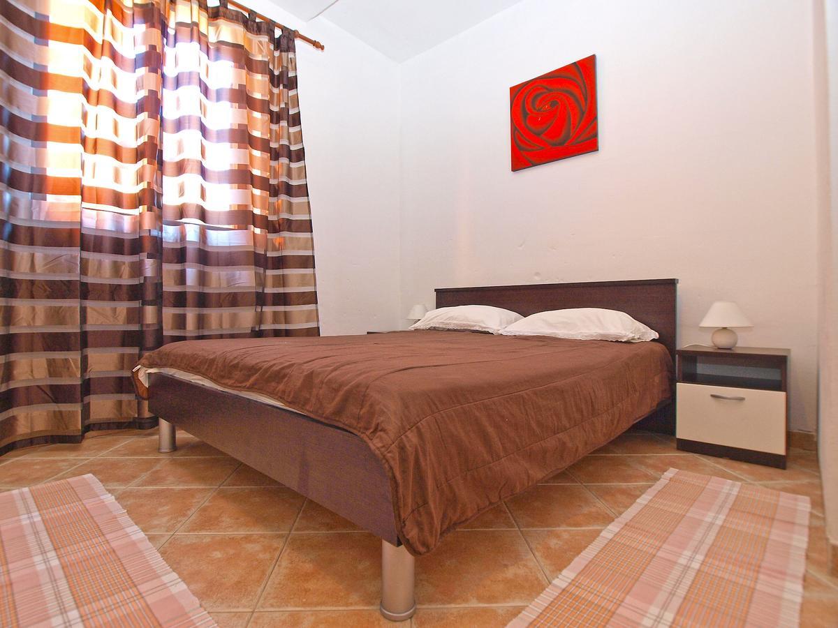 Apartments Sandra 1335 Pula Zewnętrze zdjęcie